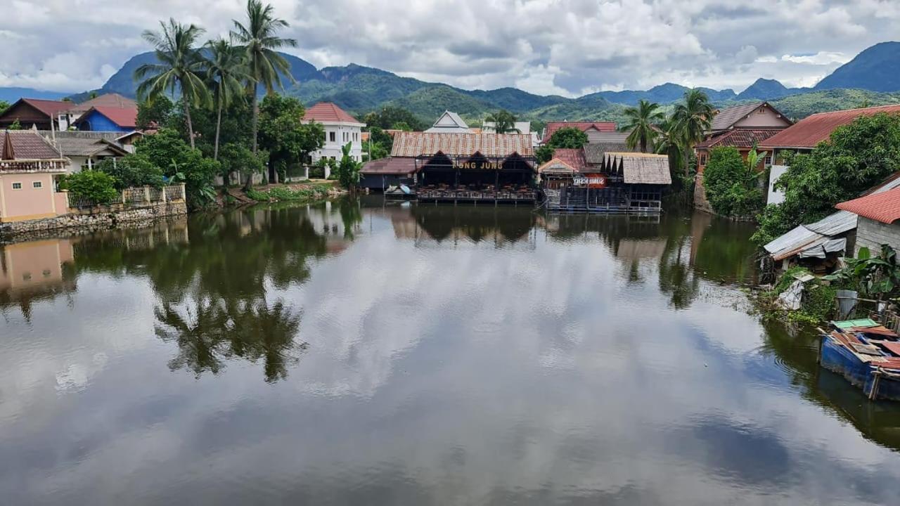 อลานา หลวงพระบาง Hotel ภายนอก รูปภาพ